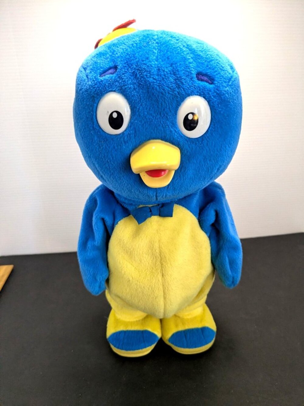 Vtg. 2005 Backyardigans Fisher Price Pablo Sing Spin Dancing Plush Doll Working
